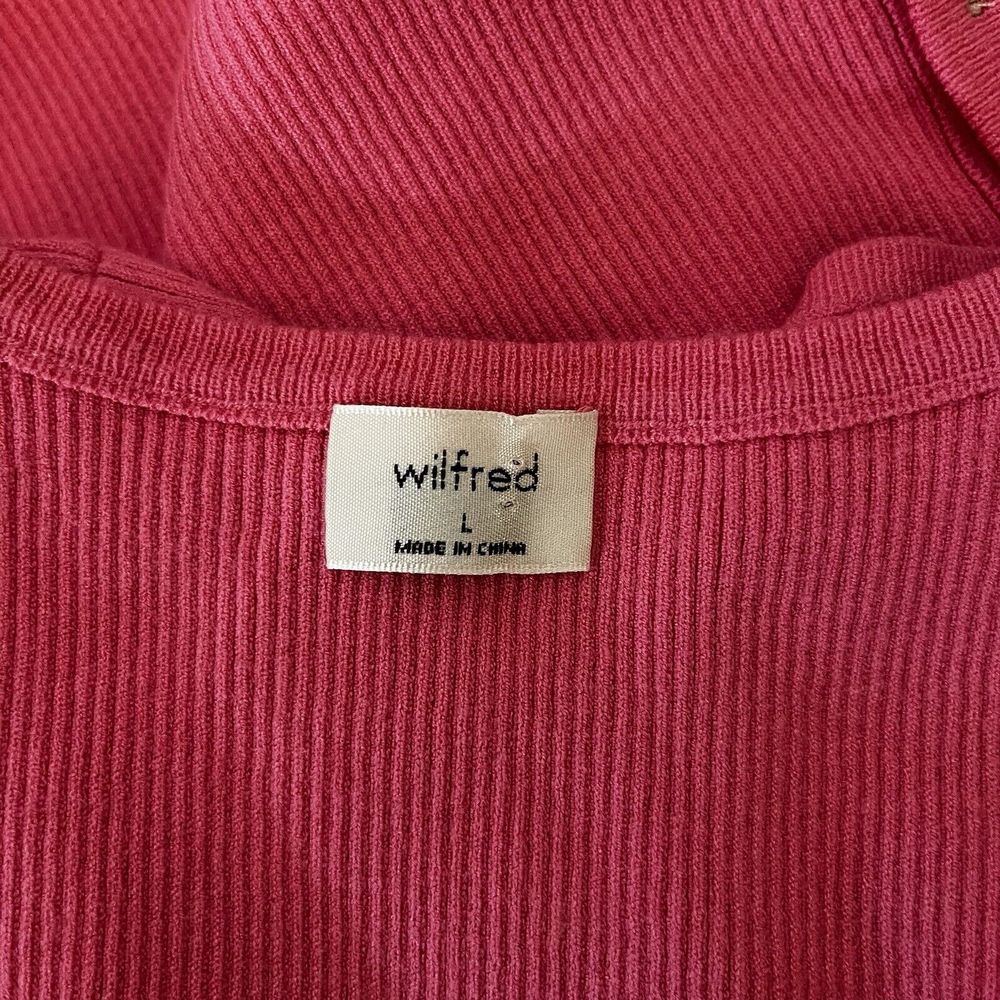ARITZIA Wilfred Pink Sculptknit Stretch‎ Ribbed Knit Button Crop Tank L - Picture 3 of 3